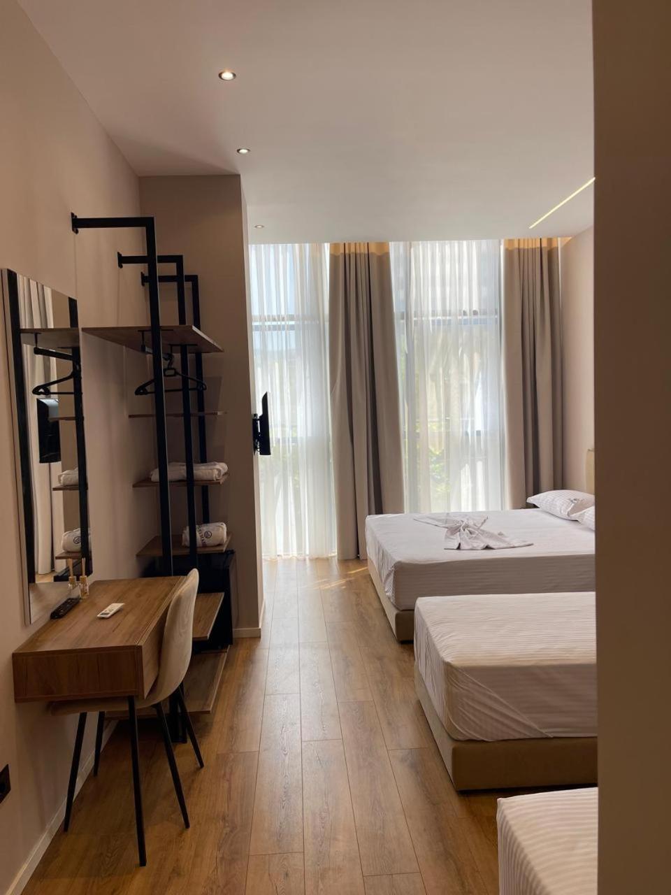 Dia Mare Deluxe Lejlighedshotel Vlorë Eksteriør billede