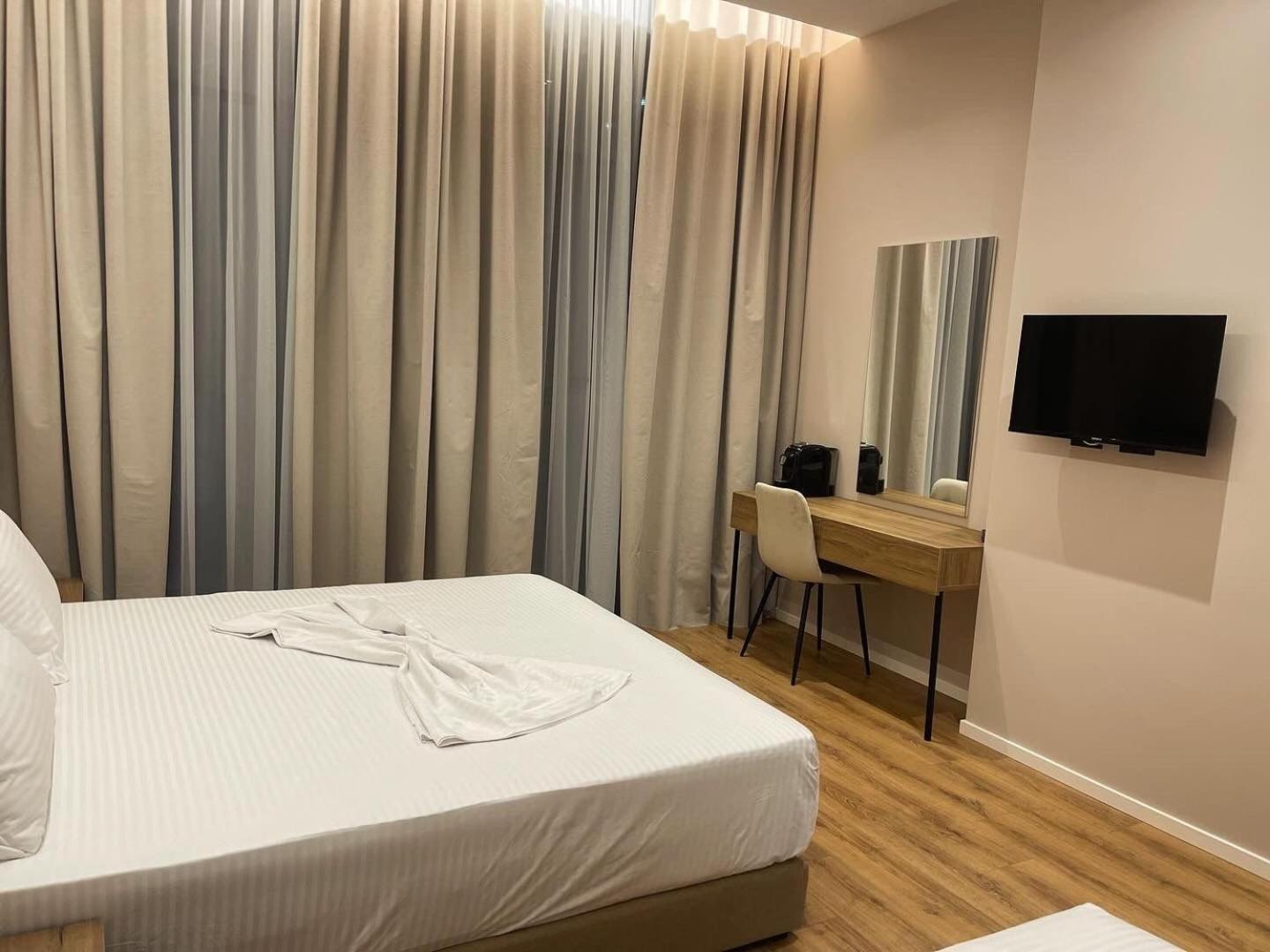 Dia Mare Deluxe Lejlighedshotel Vlorë Eksteriør billede