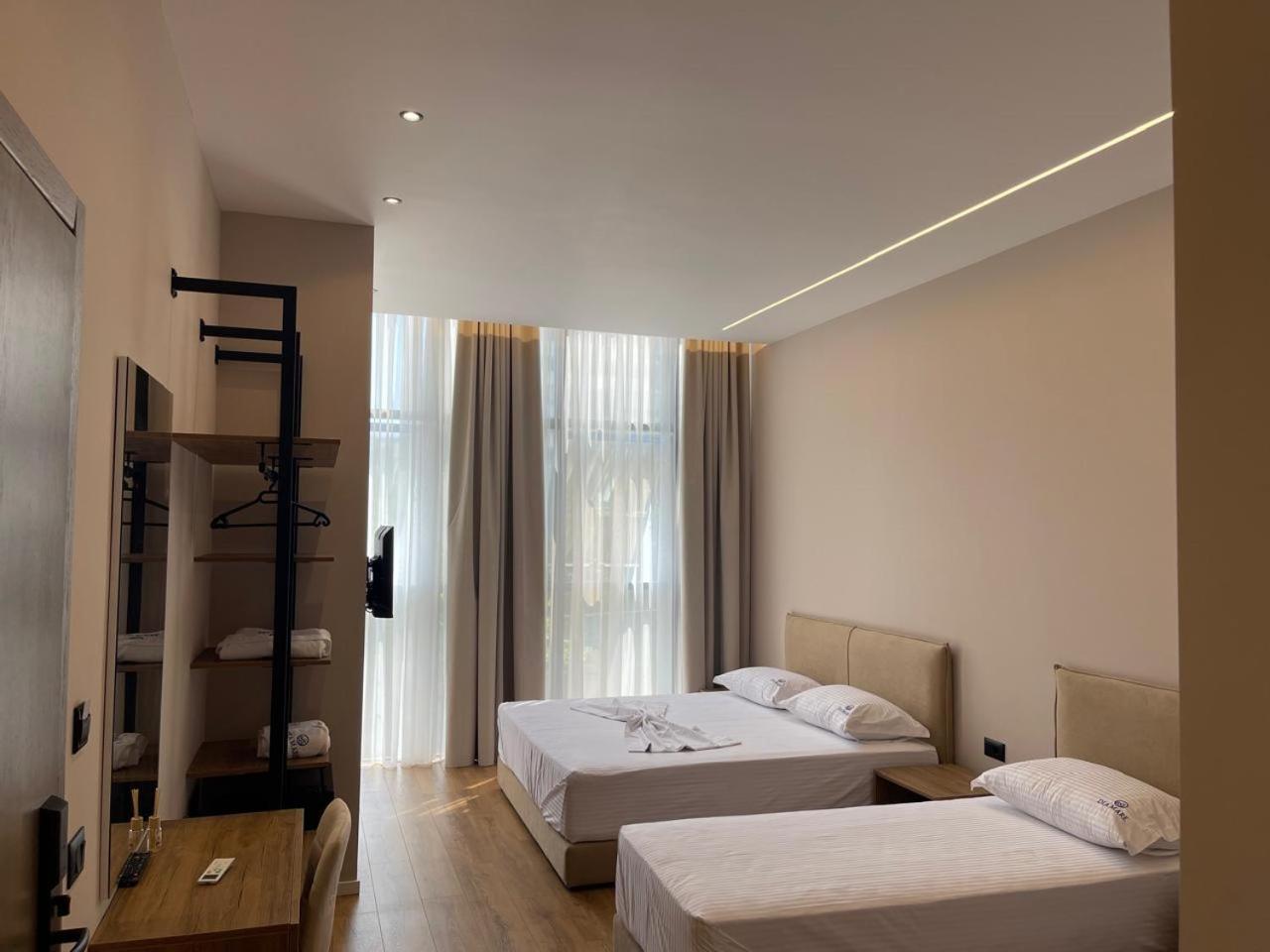 Dia Mare Deluxe Lejlighedshotel Vlorë Eksteriør billede