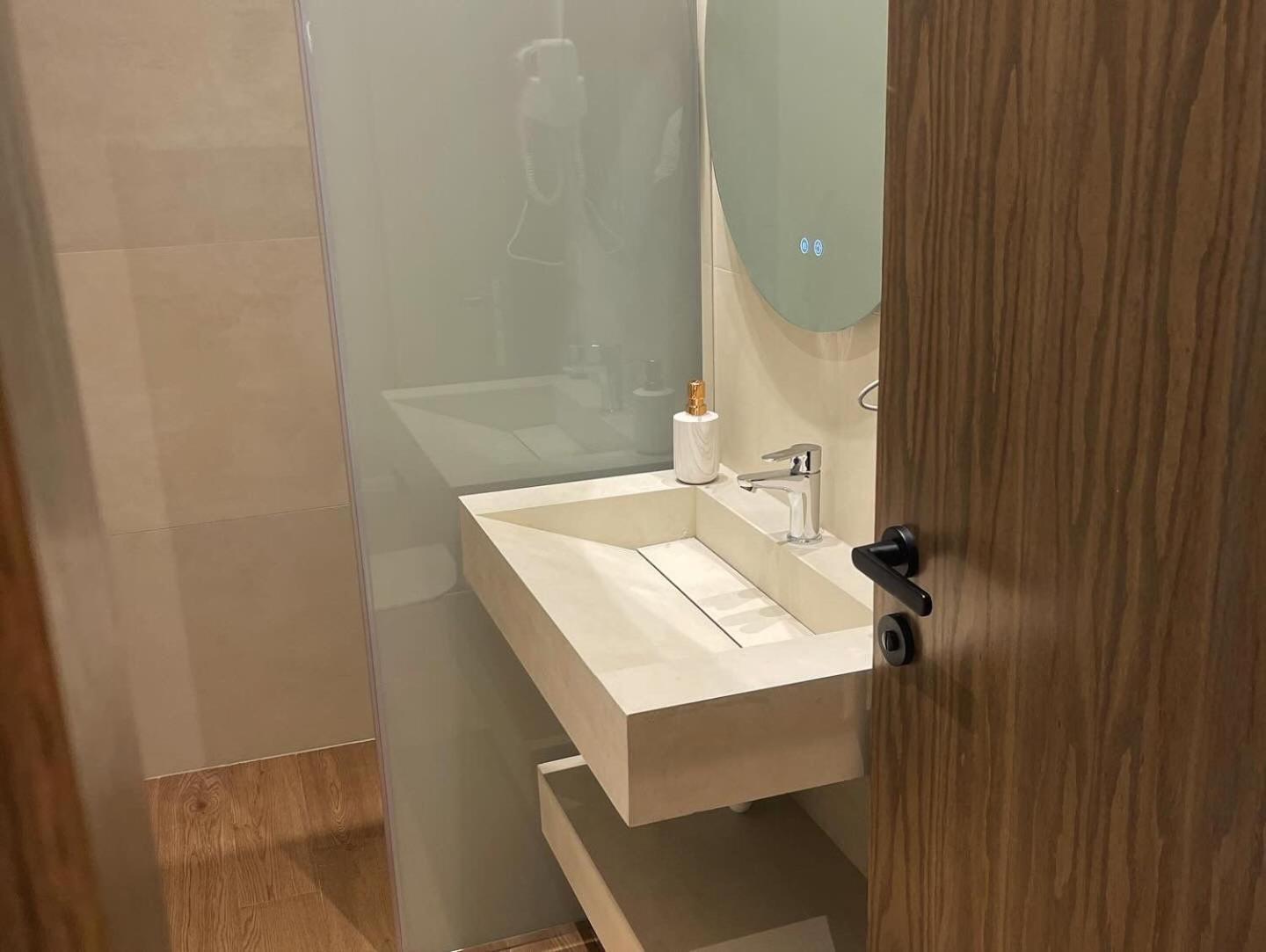 Dia Mare Deluxe Lejlighedshotel Vlorë Eksteriør billede