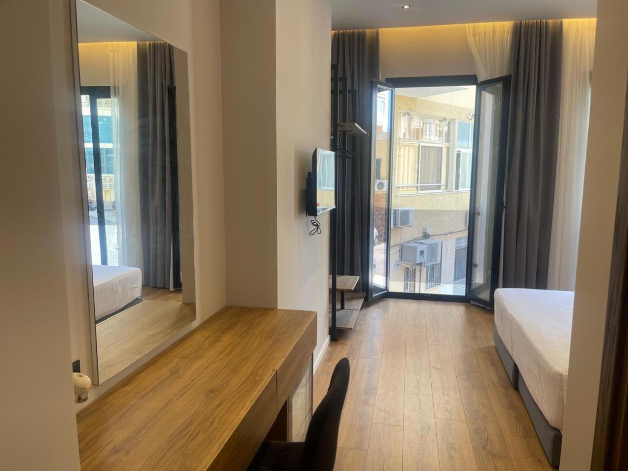 Dia Mare Deluxe Lejlighedshotel Vlorë Eksteriør billede